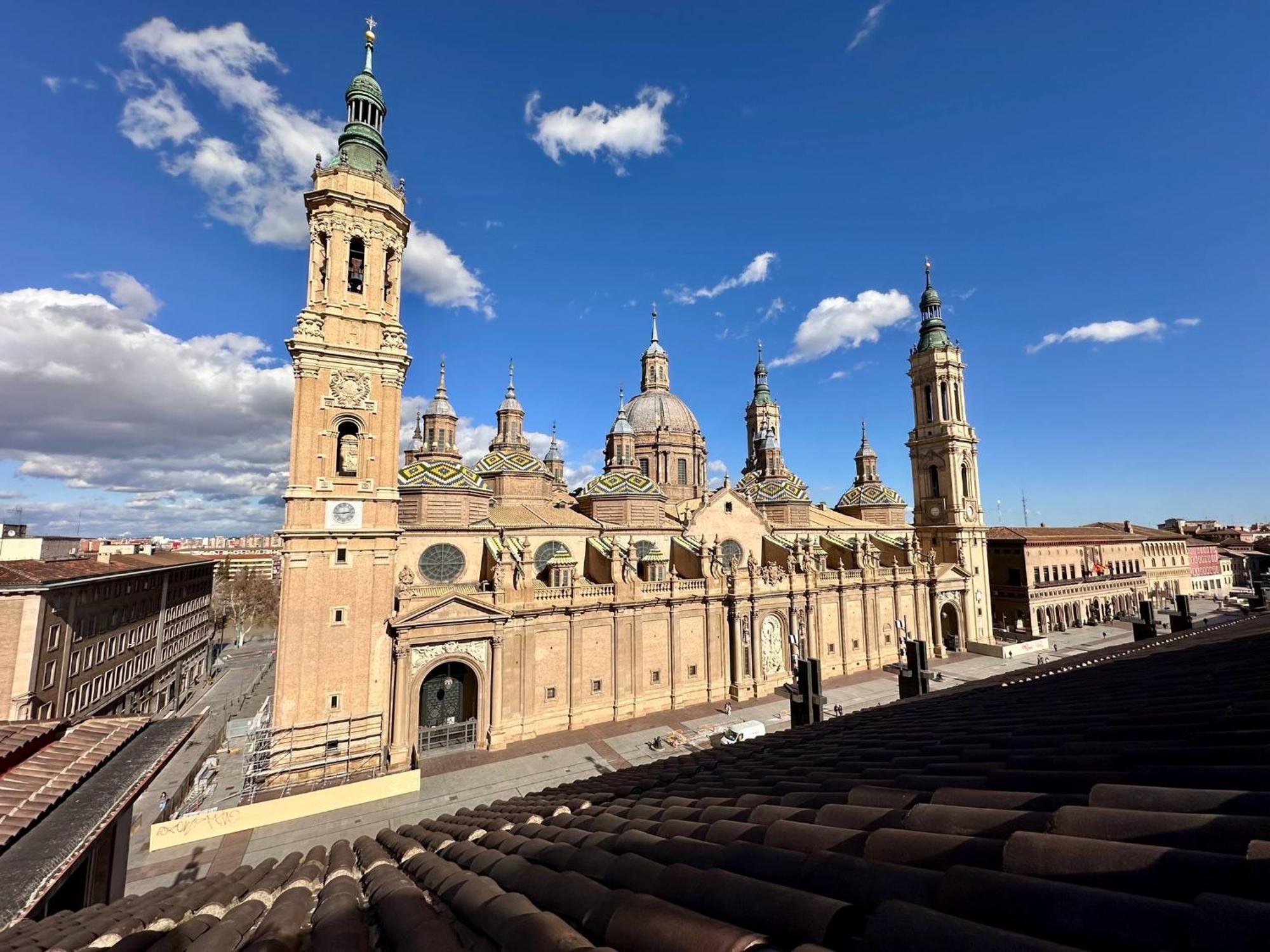 Appartamento La Plaza Del Pilar Saragozza Esterno foto